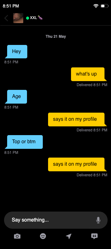 my favorite kind of convo 😍 — fake Grindr chat screenshot