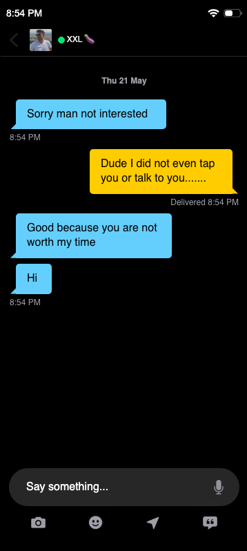 Only on grindr — fake Grindr chat meme